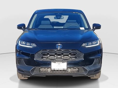 Used 2023 Honda HR-V LX image 2