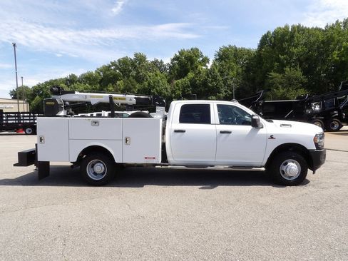 Used 2024 RAM 3500 Tradesman AWD/4WD image 21