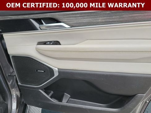 Certified 2022 Jeep Wagoneer Series II AWD/4WD image 20