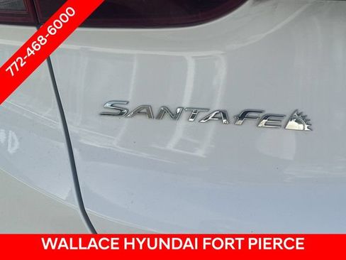 Used 2023 Hyundai Santa Fe SEL FWD image 8