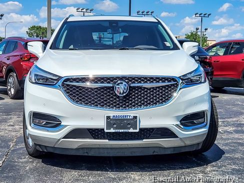 Used 2018 Buick Enclave Avenir w/ Avenir Technology Package AWD/4WD image 4