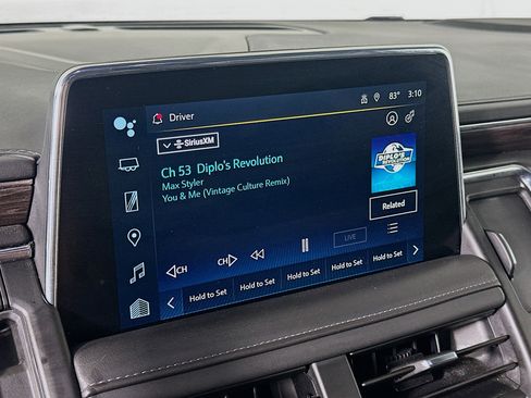 Used 2024 Chevrolet Suburban LT image 19