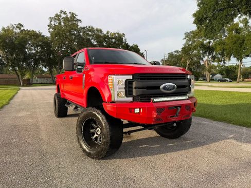 Used 2017 Ford F250 XL AWD/4WD image 3