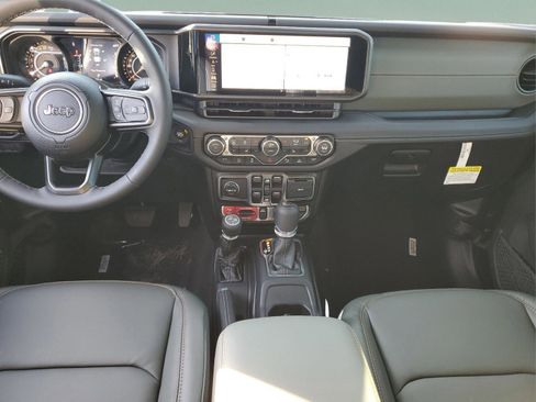 New 2026 Jeep Gladiator Mojave AWD/4WD image 16