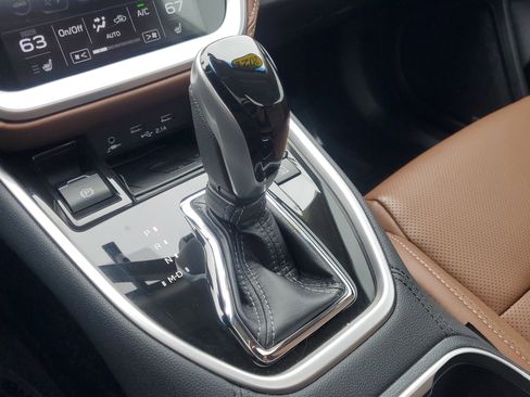 Used 2021 Subaru Outback Touring image 30