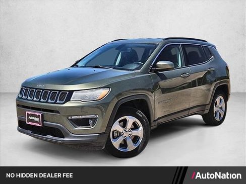 Used 2019 Jeep Compass Latitude w/ Popular Equipment Group AWD/4WD image 1