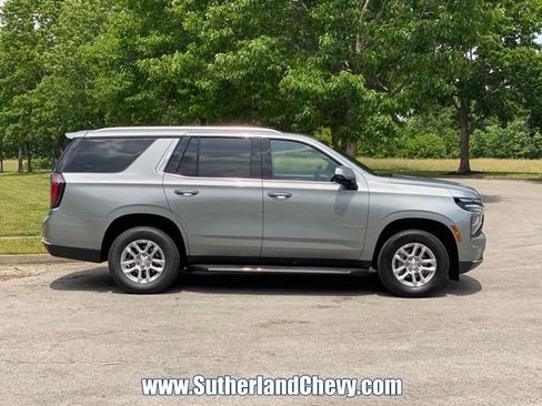 Used 2025 Chevrolet Tahoe LT AWD/4WD image 8
