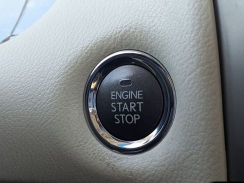 Used 2018 Lexus GX 460 Premium w/ Premium Package image 27