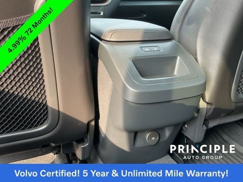 Certified 2024 Volvo XC60 B5 Plus w/ Climate Package image 31