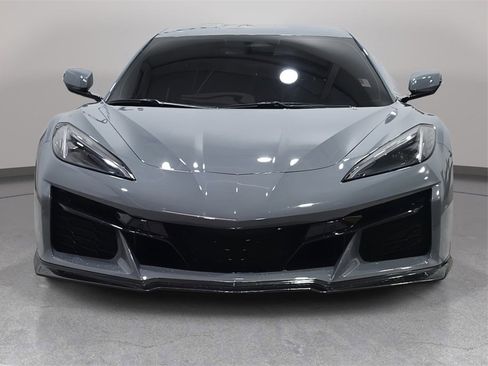 Used 2024 Chevrolet Corvette Z06 image 3