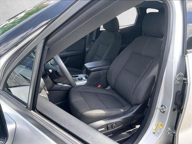 Used 2022 Chevrolet Blazer LT FWD image 24