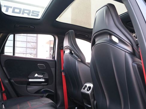 Used 2022 Mercedes-Benz GLA 45 AMG 4MATIC image 32