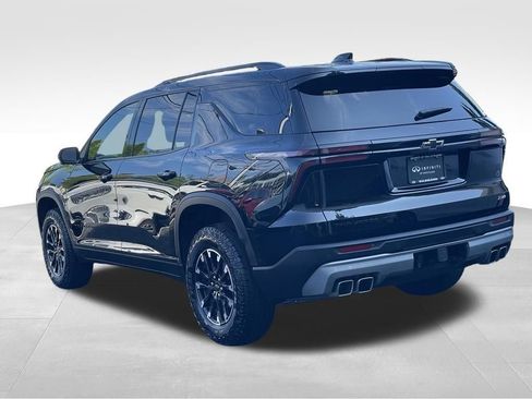Used 2025 Chevrolet Traverse Z71 w/ Driver Confidence Package AWD/4WD image 4