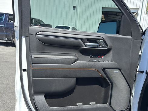 Used 2023 GMC Sierra 1500 AT4 w/ AT4 Premium Package image 16