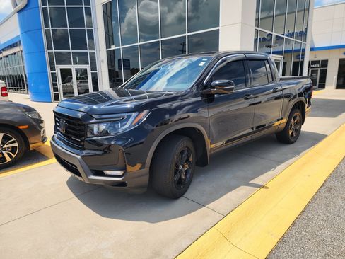 Certified 2023 Honda Ridgeline Black Edition image 9