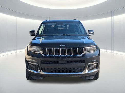 Used 2021 Jeep Grand Cherokee L Limited image 3