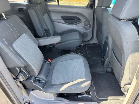 Certified 2023 Ford Transit Connect XLT FWD image 17