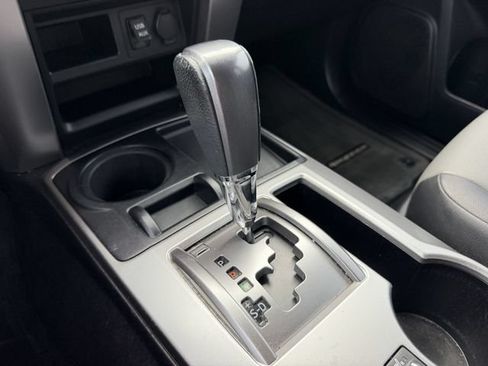 Used 2016 Toyota 4Runner SR5 Premium RWD image 21