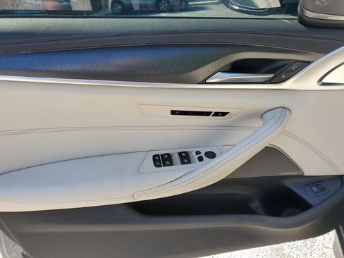 Used 2021 BMW M550i xDrive w/ Executive Package image 20