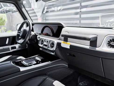 Used 2026 Mercedes-Benz G 63 AMG 4MATIC image 34