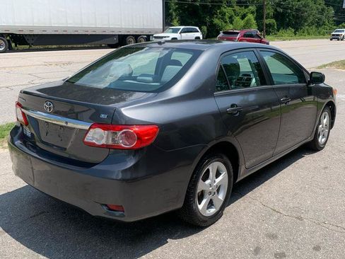 Used 2012 Toyota Corolla LE w/ Premium Pkg FWD image 4