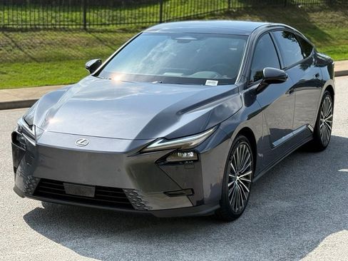 New 2026 Lexus ES 350e FWD image 9