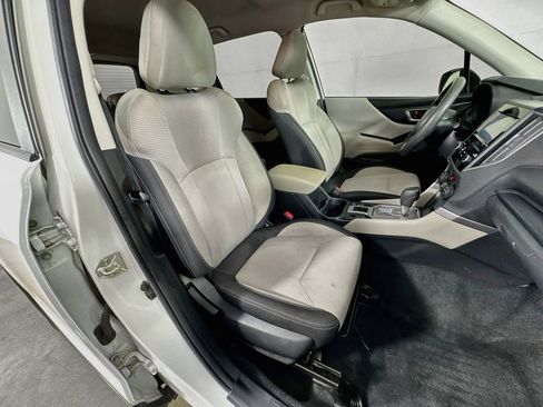 Used 2021 Subaru Forester AWD/4WD image 32