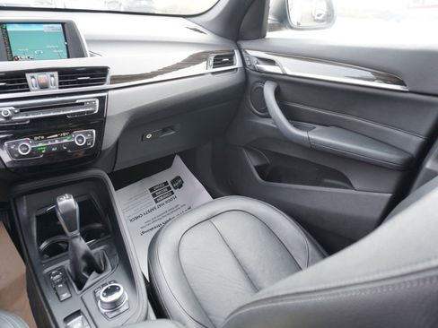 Used 2017 BMW X1 xDrive28i image 18