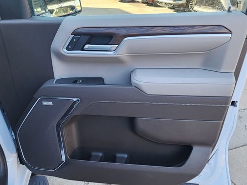 New 2026 GMC Sierra 1500 SLT w/ SLT Premium Plus Package image 37