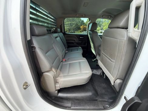Used 2018 Chevrolet Silverado 2500 W/T RWD image 20