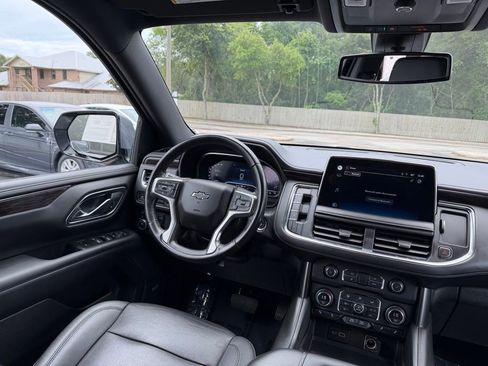 Used 2022 Chevrolet Suburban Z71 AWD/4WD image 25