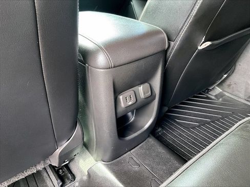 Used 2021 GMC Canyon Denali AWD/4WD image 35