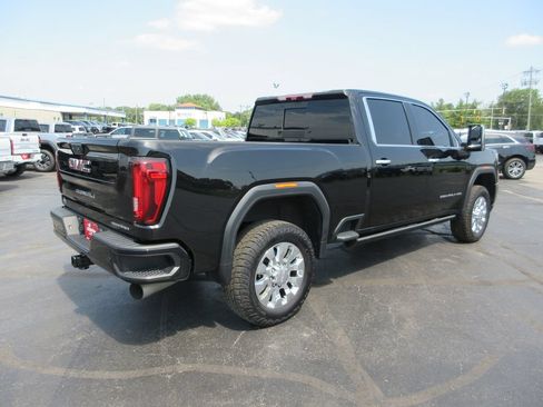 Certified 2023 GMC Sierra 3500 Denali w/ Denali Ultimate Package AWD/4WD image 6