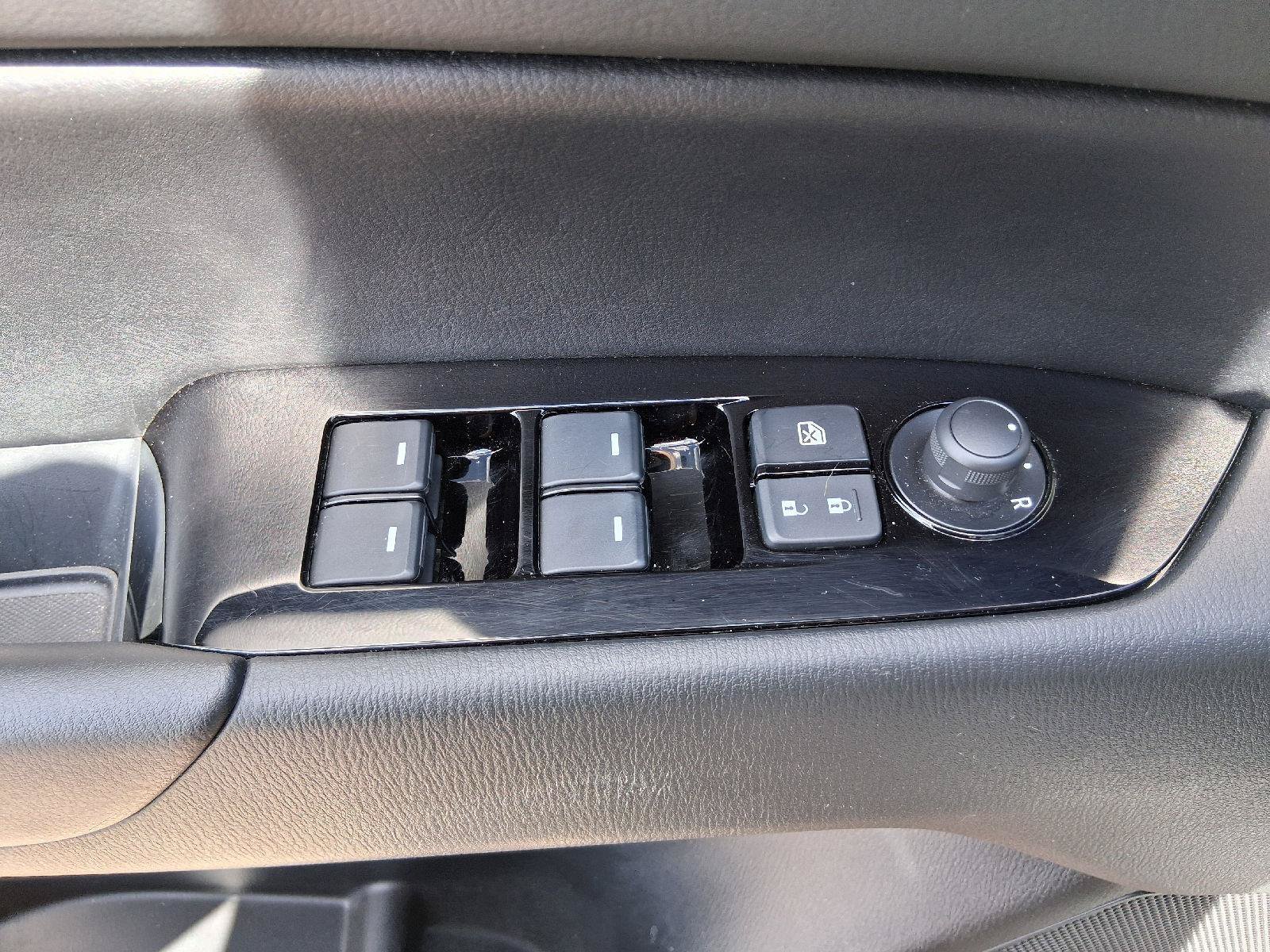 Used 2025 MAZDA CX-5 AWD 2.5 S w/ Preferred Package image 21