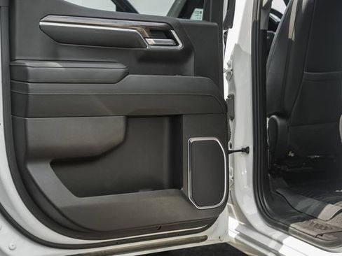Used 2023 Chevrolet Silverado 1500 LTZ w/ LTZ Convenience Package II AWD/4WD image 42
