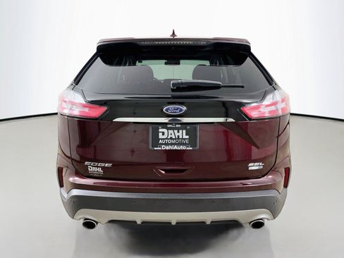 Used 2019 Ford Edge SEL AWD/4WD image 12
