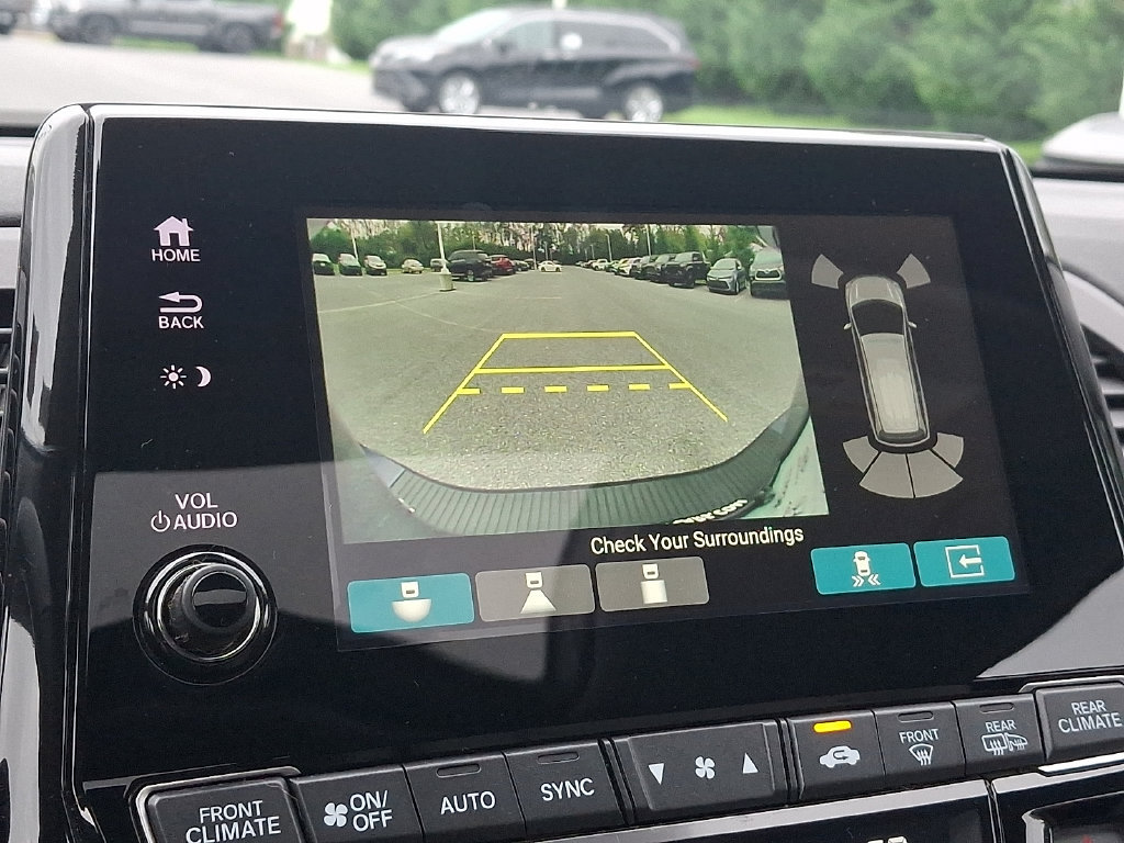 Used 2024 Honda Odyssey Elite image 21