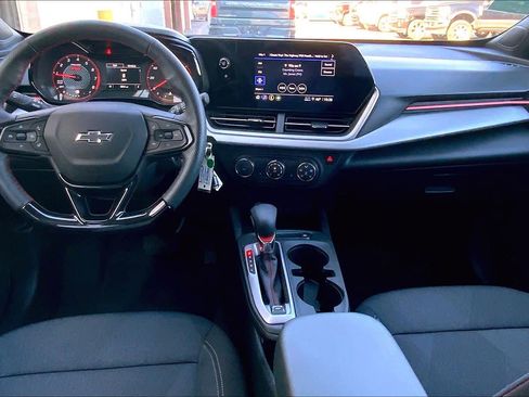 Certified 2025 Chevrolet Trax RS w/ Driver Confidence Package image 16