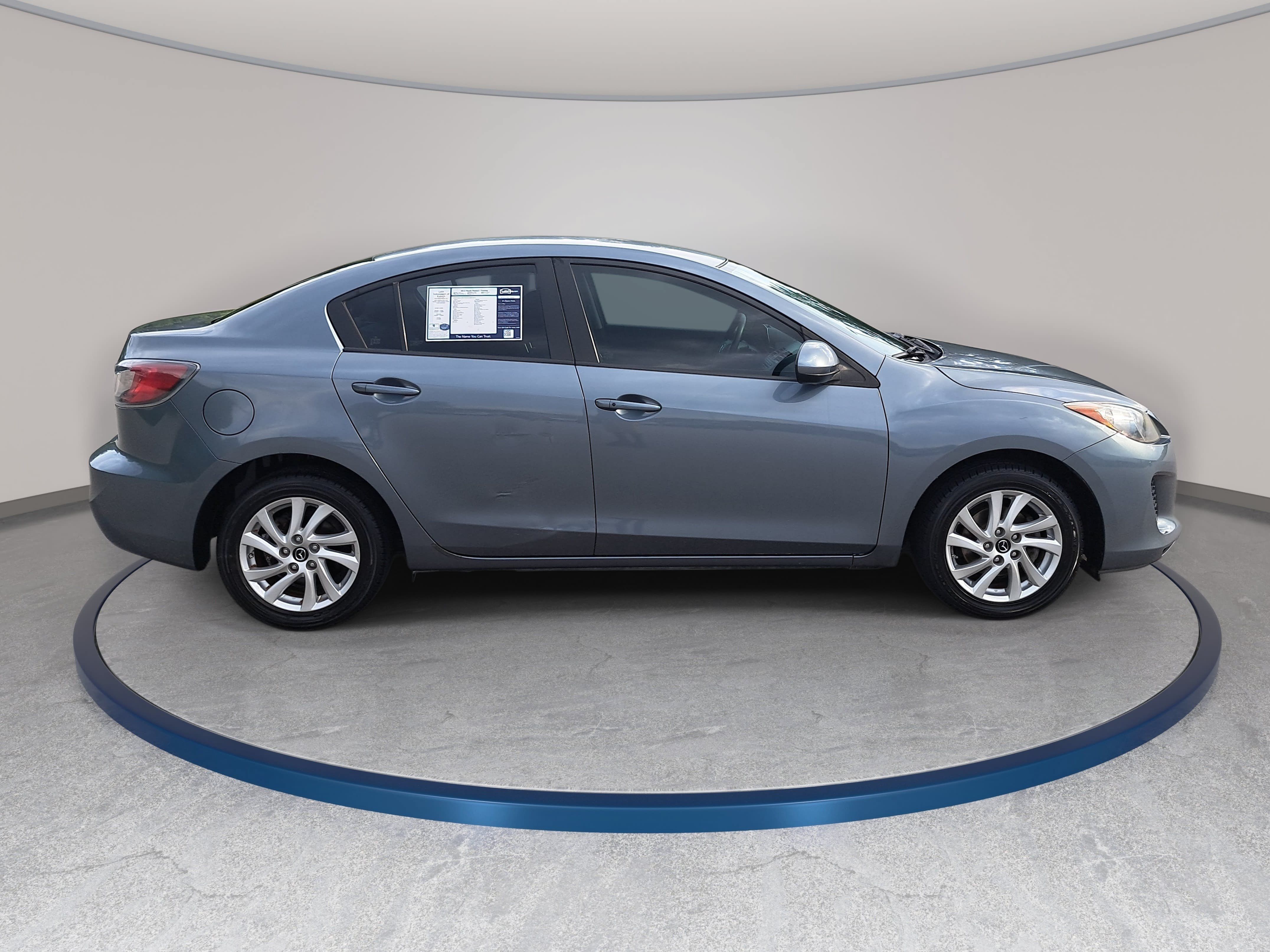 Used 2013 MAZDA MAZDA3 i Touring FWD image 4