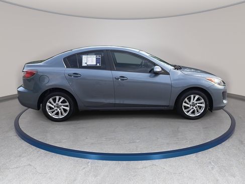 Used 2013 MAZDA MAZDA3 i Touring FWD image 4