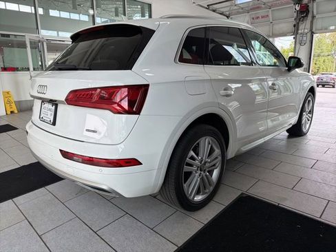 Used 2020 Audi Q5 2.0T Premium Plus w/ Premium Plus Package AWD/4WD image 5