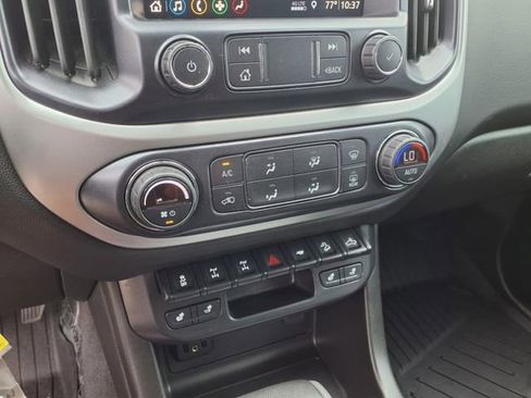 Used 2021 Chevrolet Colorado ZR2 image 18