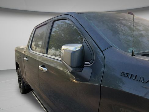 Used 2023 Chevrolet Silverado 1500 LTZ w/ Technology Package image 15