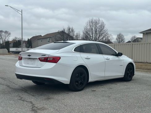 Used 2020 Chevrolet Malibu LS image 7