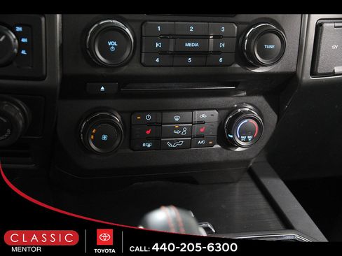 Used 2018 Ford F150 XLT w/ Equipment Group 302A Luxury AWD/4WD image 16