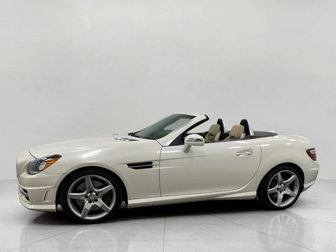 Used 2014 Mercedes-Benz SLK 250 image 8
