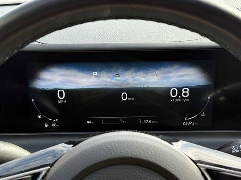 Used 2024 Kia Seltos EX image 11