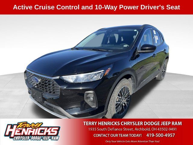 Used 2024 Ford Escape SE FWD image 1
