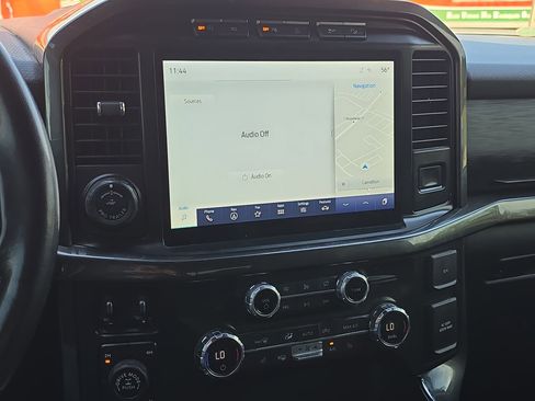 Certified 2021 Ford F150 XLT w/ Equipment Group 302A High image 16