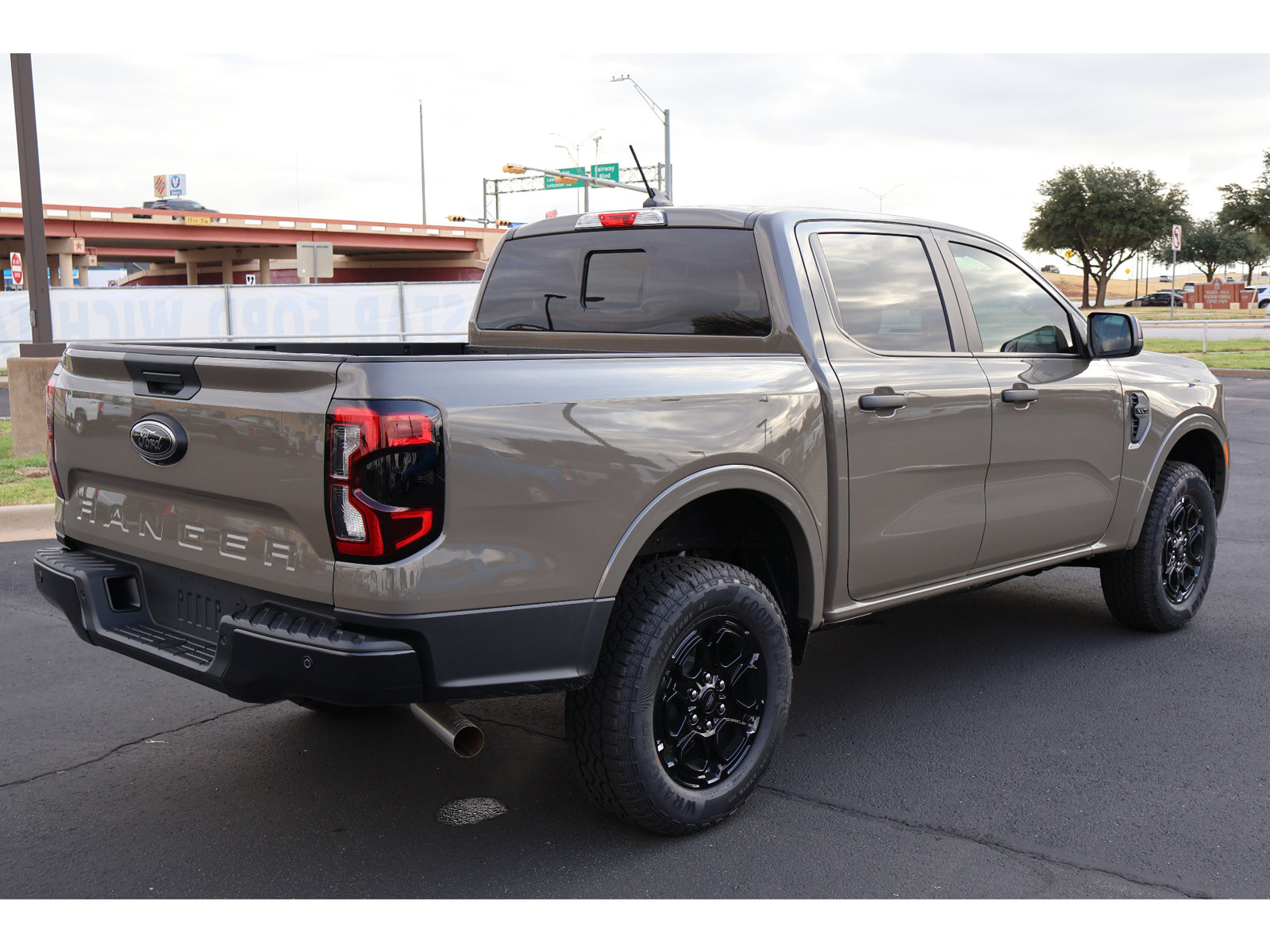 New 2026 Ford Ranger XLT w/ Equipment Group 301A High RWD image 6